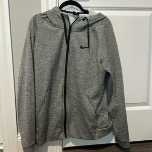 gray nike dri-fit zip up hoodie